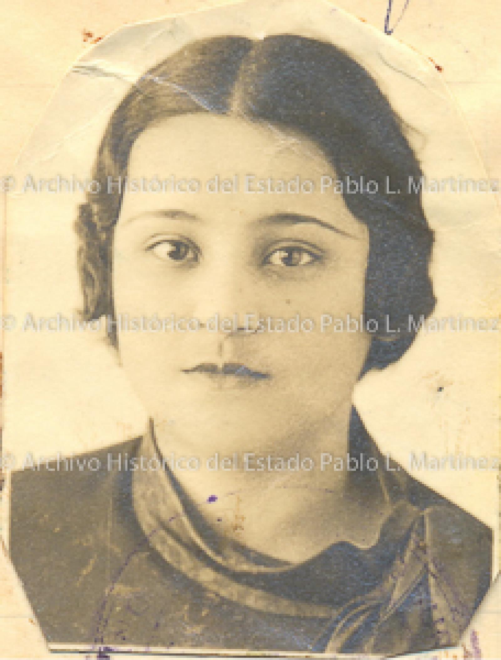 Adela S. viuda de Domínguez