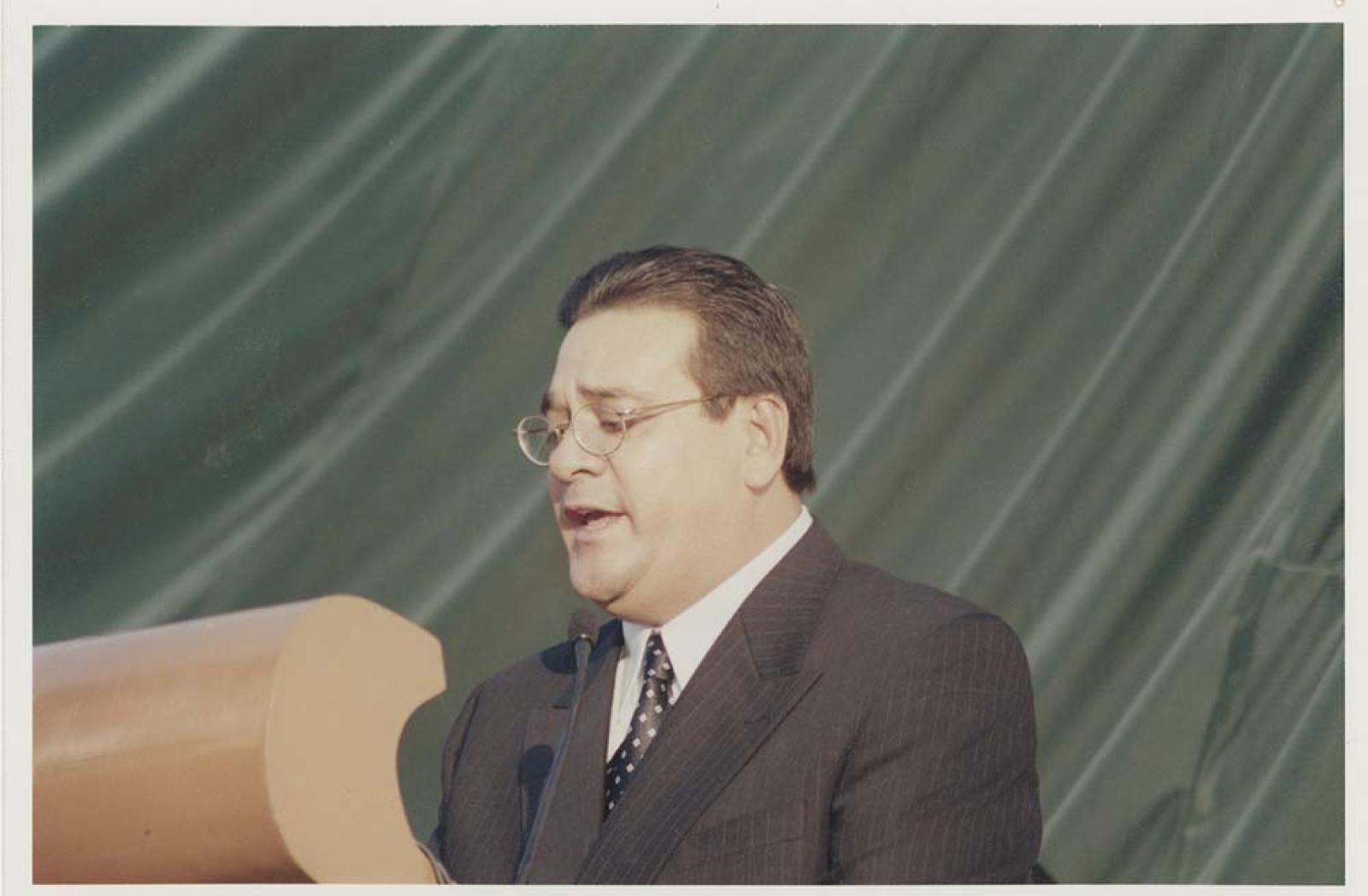 Alfredo Porras en acto público.