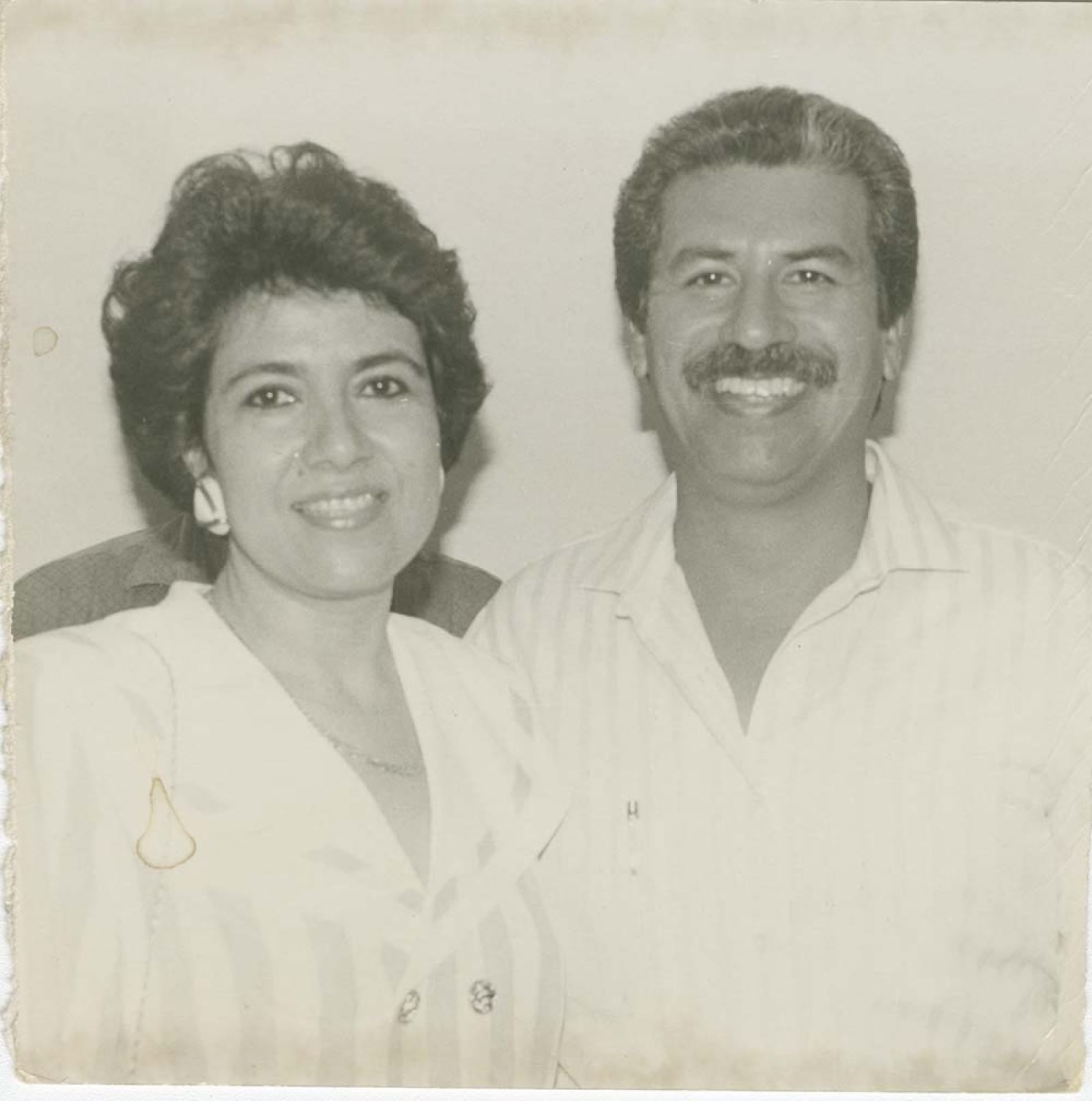 Antonio Manríquez y su esposa.
