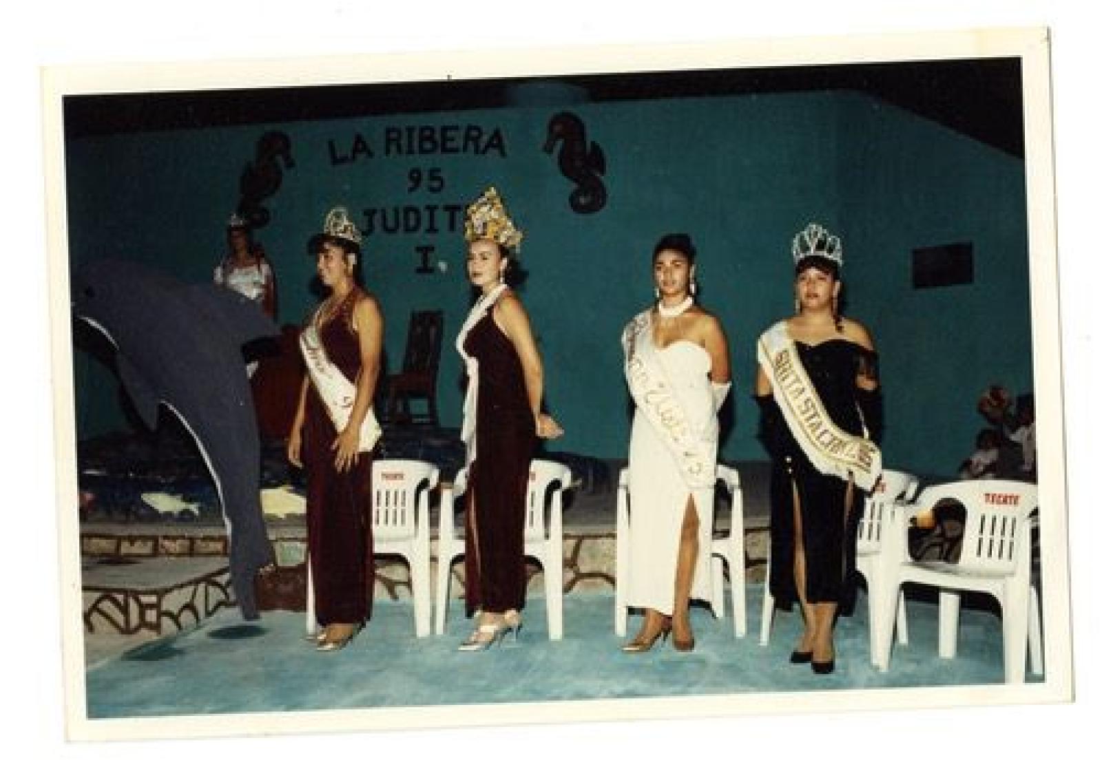 Bellas reinas de Santiago, Cabo San Lucas, Buena Vista y Santa Cruz en las fiestas tradicionales de la Ribera.