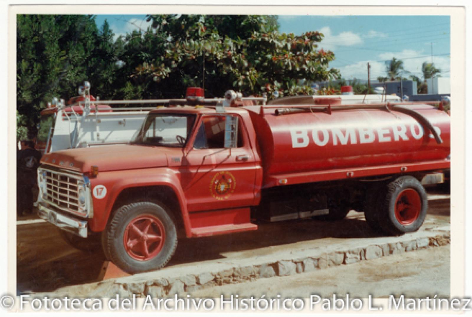 Camión de bomberos.