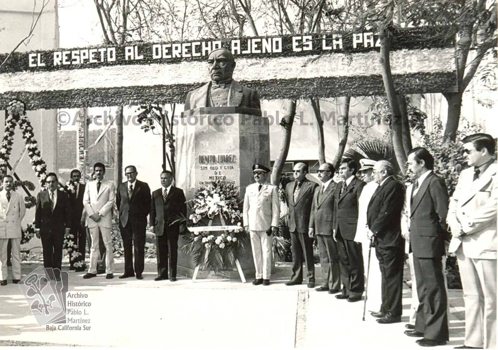 Ceremonia en honor de Benito Juárez García.