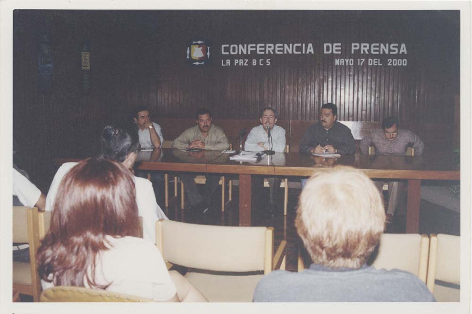 Conferencia de prensa.