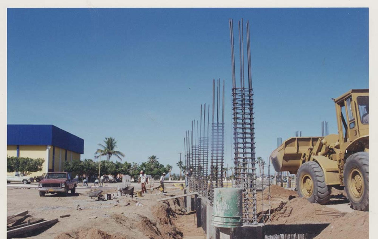 Construcción de los edificios de posgrado y Lic. en Derecho.