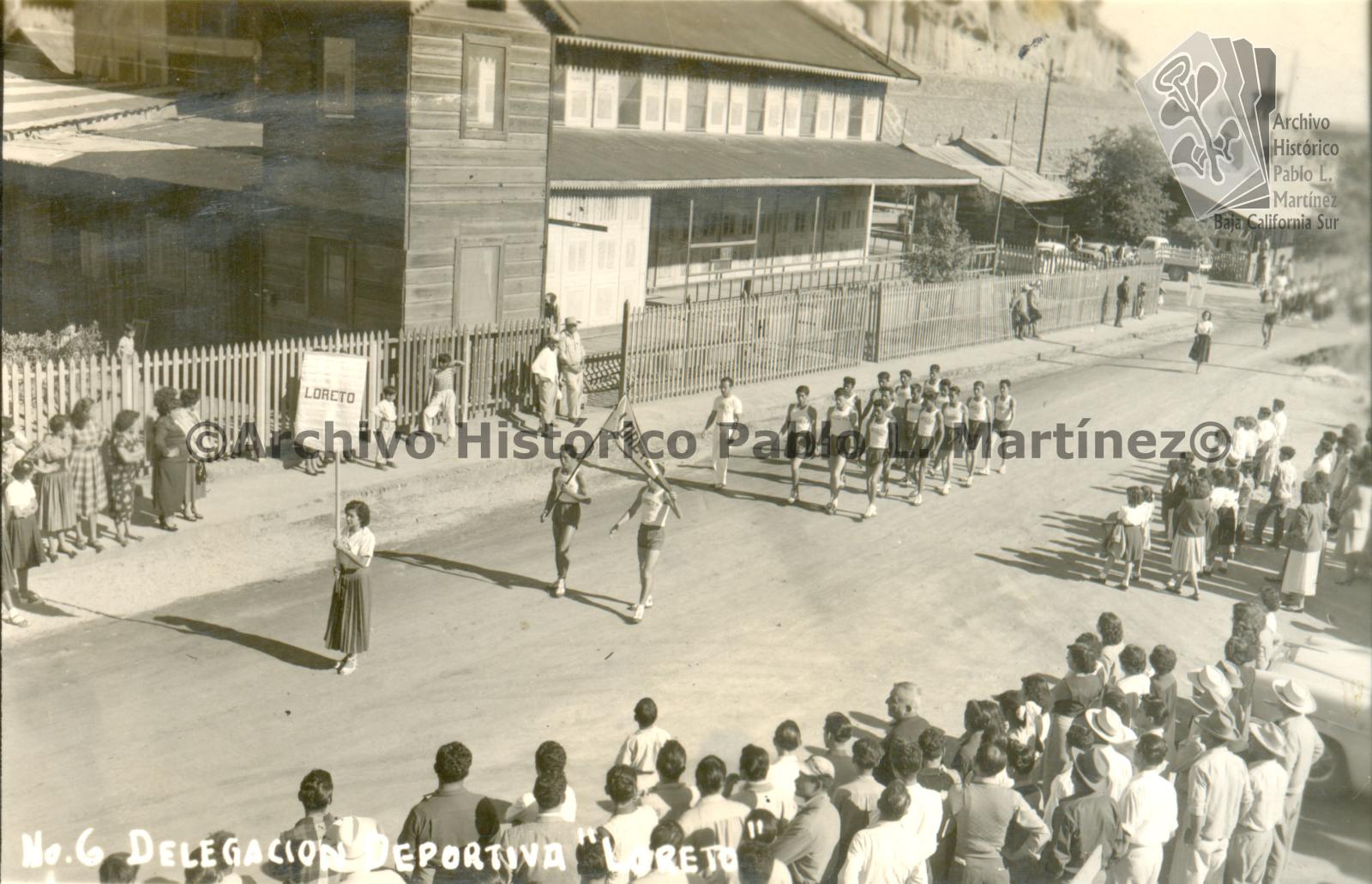 Delegación Deportiva “Loreto”, en desfile deportivo en Santa Rosalía, Baja California.