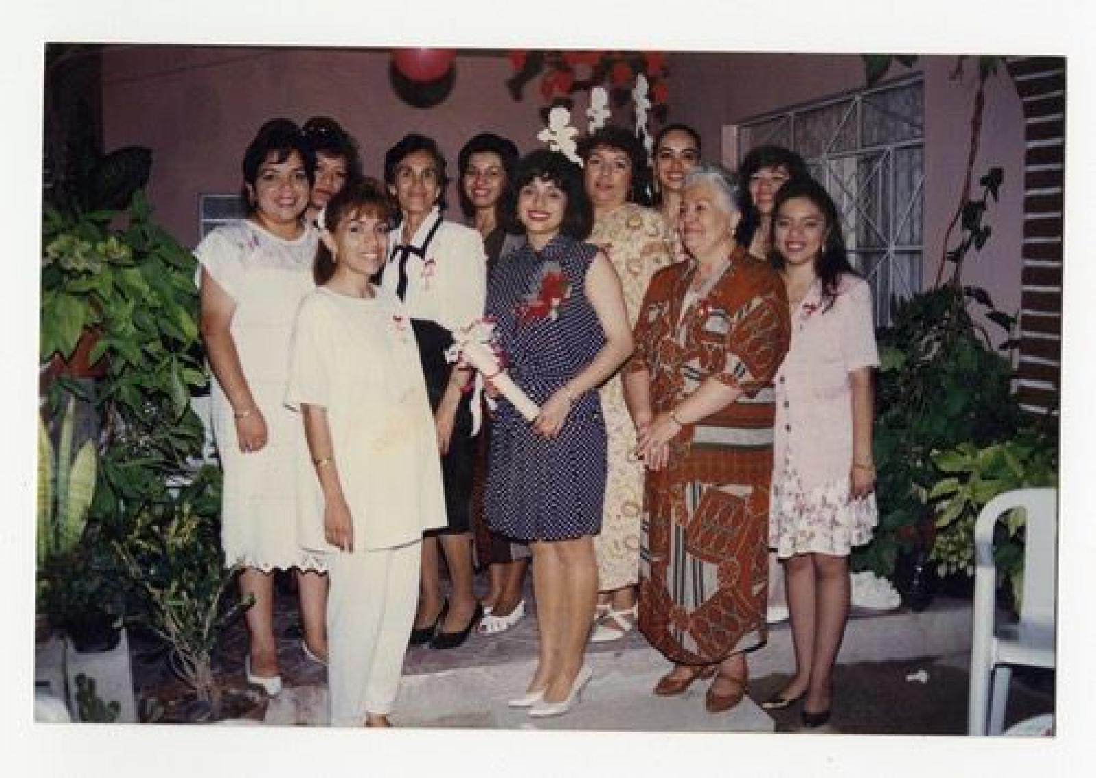 Despedida de soltera de Alicia Flores, retrato de grupo.
