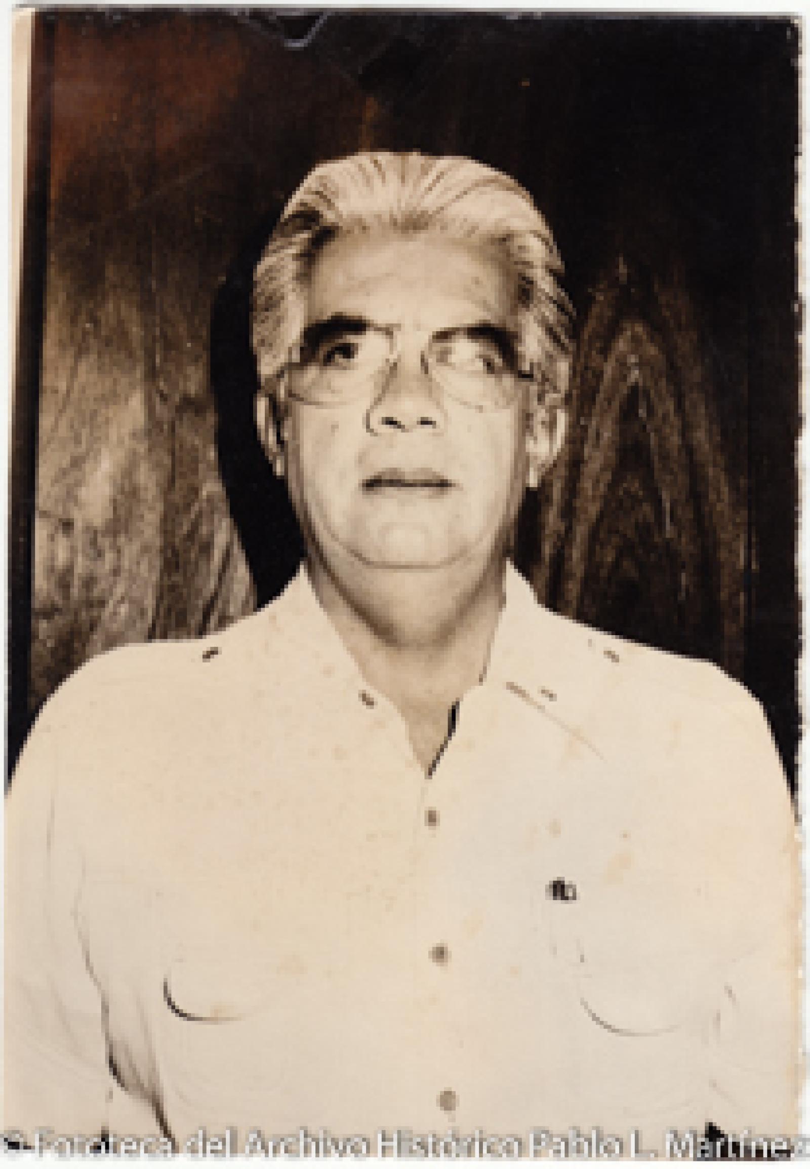 Efrén Domínguez, retrato.