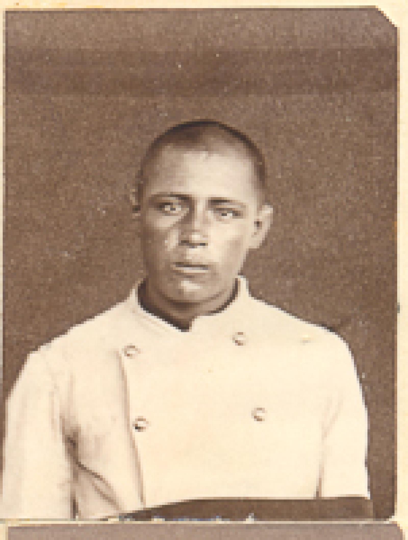 El boga Emilio Camacho de frente.