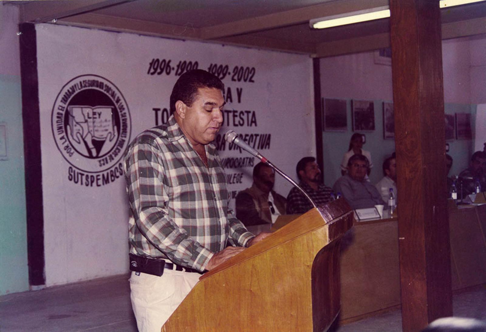 El Sindicato Único de Trabajadores al Servicio de los Poderes del Estado y Municipios de Baja California Sur (SUTSPEMBCS).