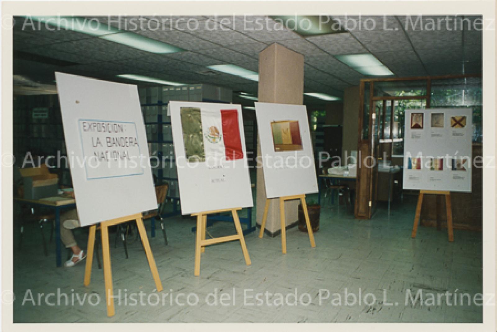 Exposición La Bandera Nacional, en instalaciones del Archivo Histórico Pablo L. Martínez.