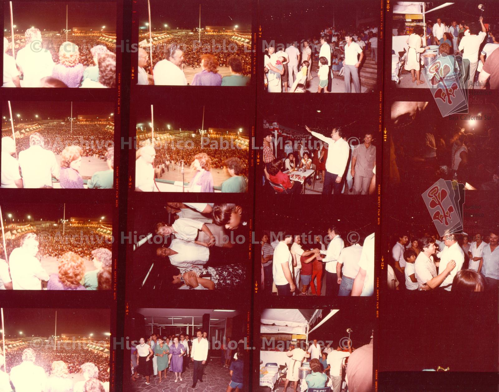 Hoja de contacto con 15 imágenes de Alberto Andrés Alvarado Arámburo durante la celebración del grito de independencia en 1983.