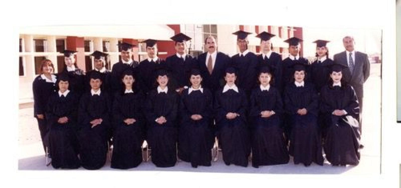 II Generación de Ingenieros Industriales y Licenciados en Administración, retrato de grupo.