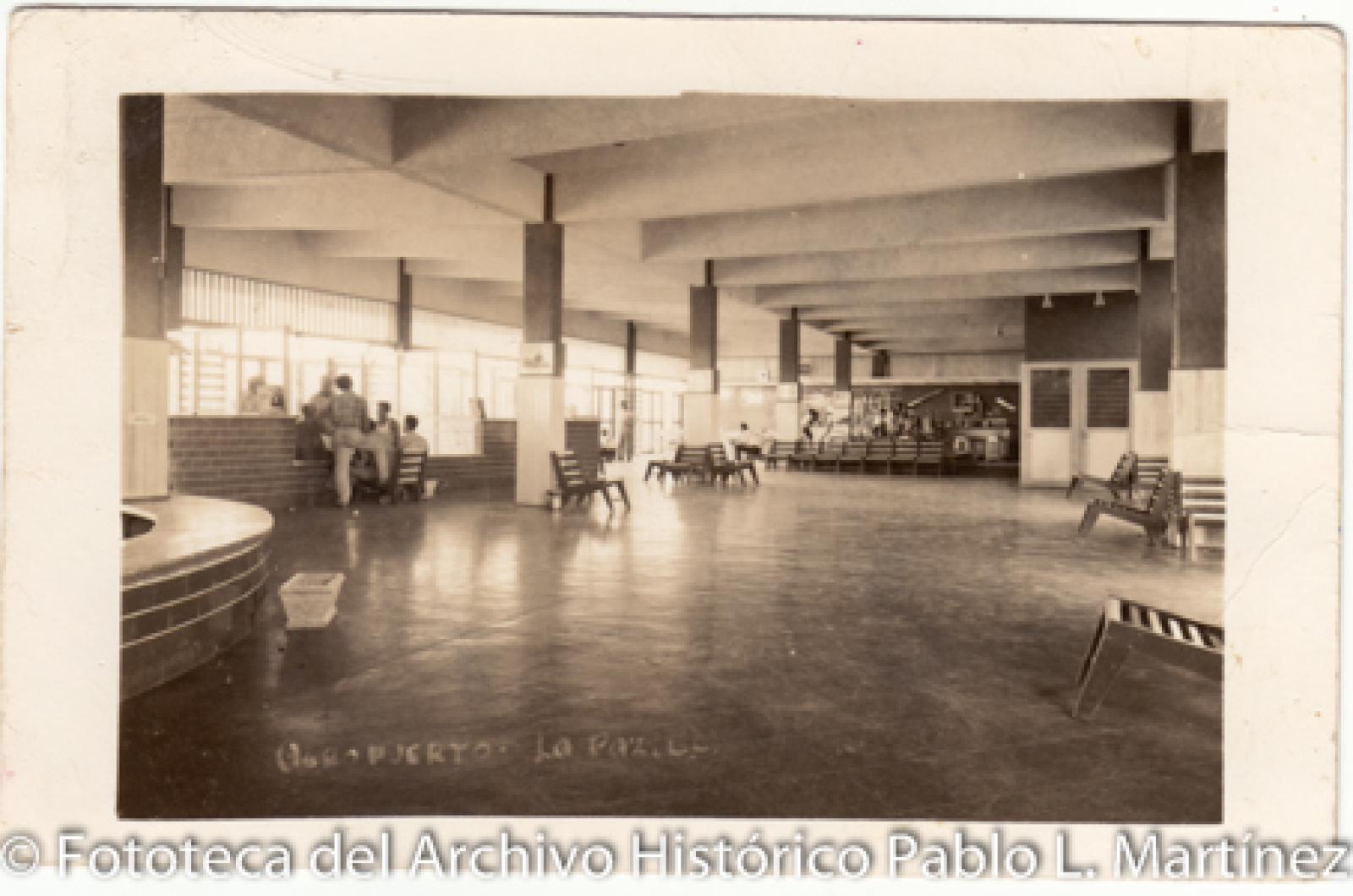 “Interior del aeropuerto ubicado en calzada Fojadores”.