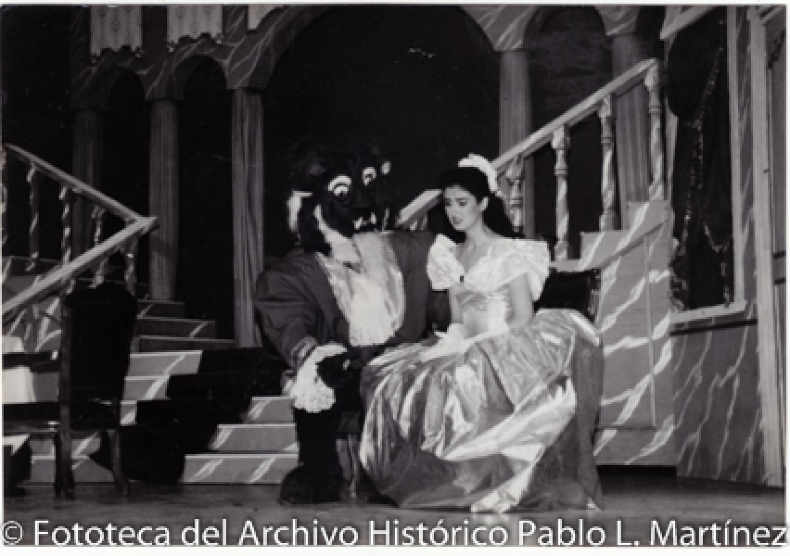 La Bella y la Bestia, obra teatral.