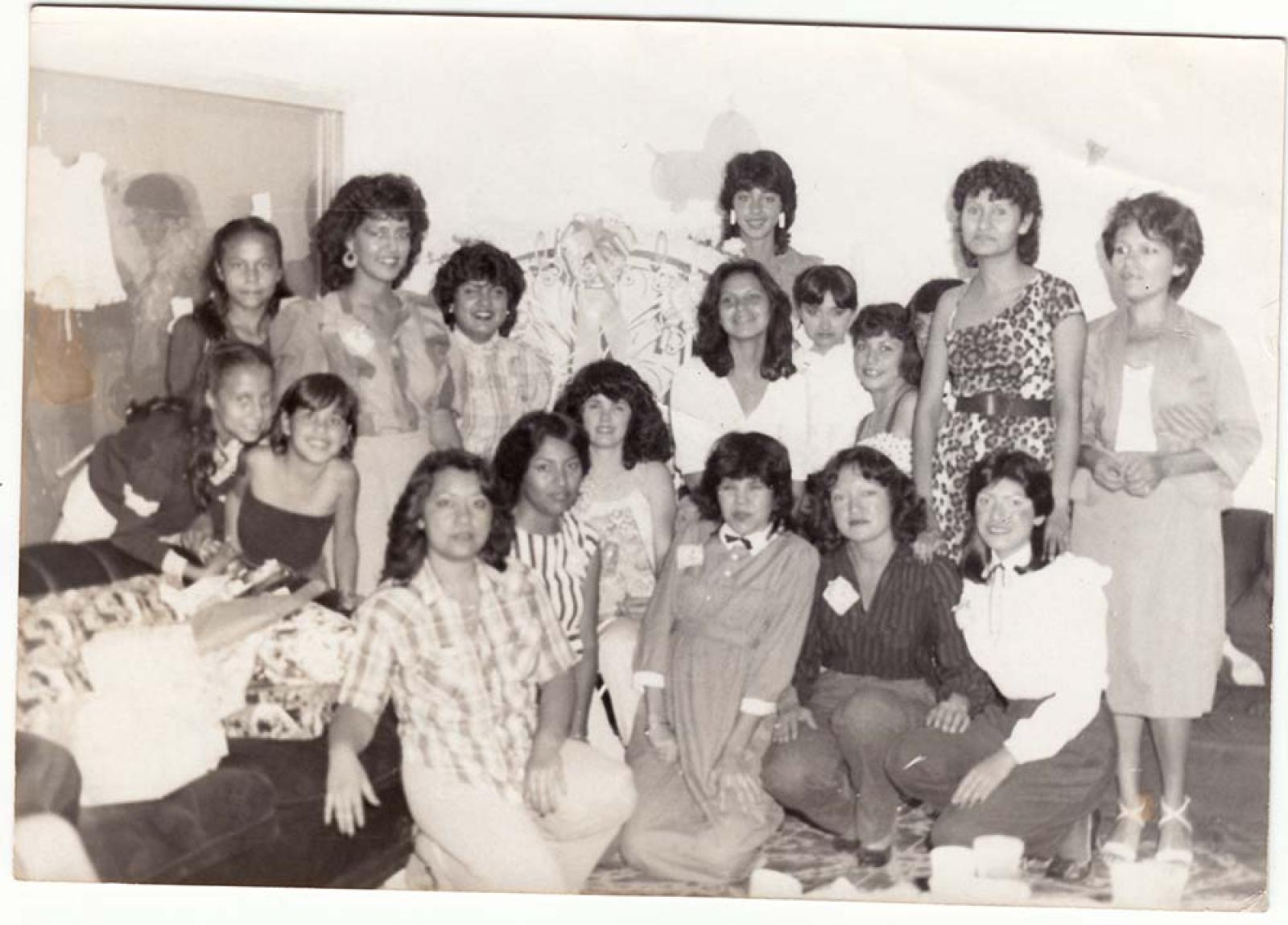 Mujeres en festejo.
