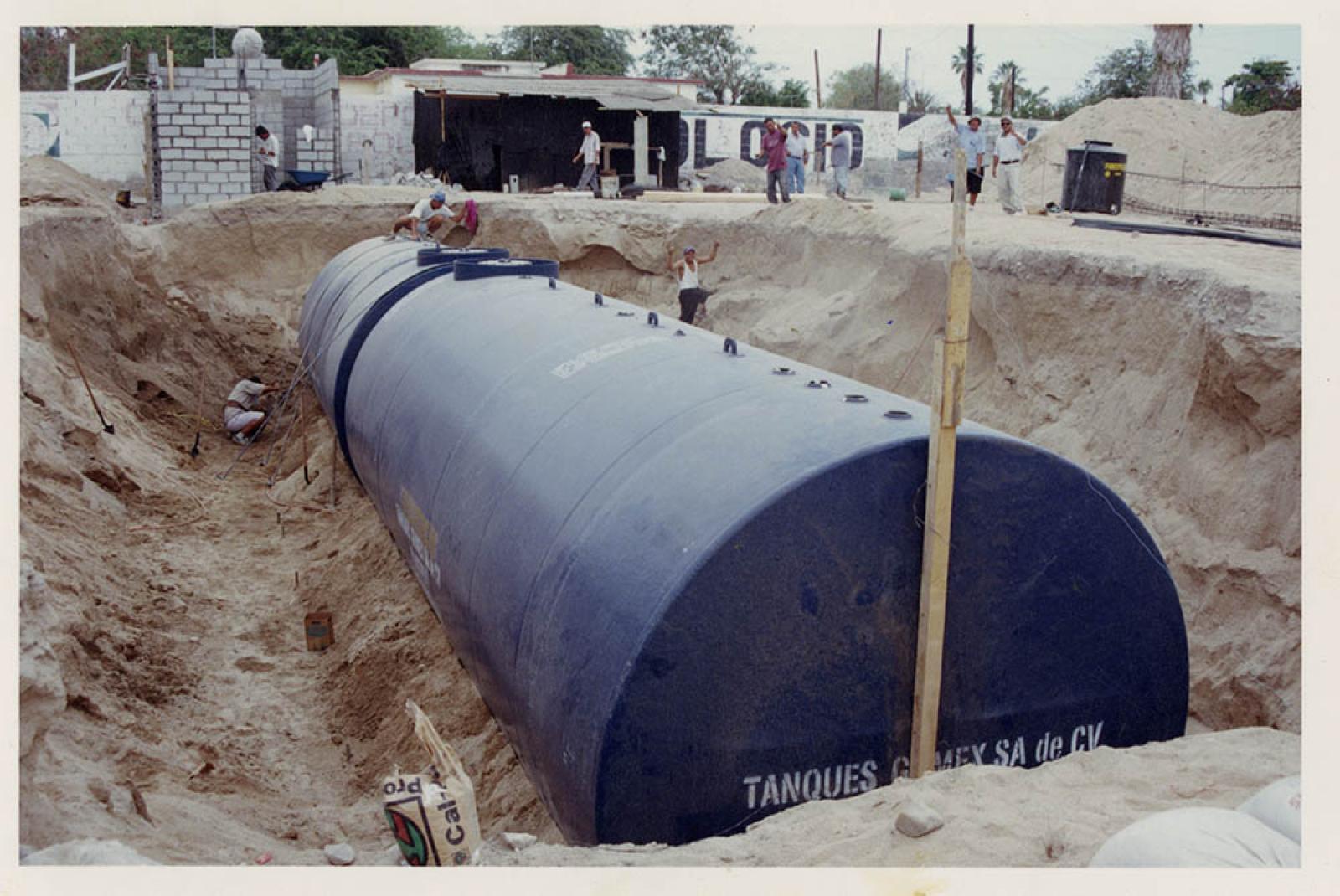Obra pública, entre las calles “Juan Domínguez Cota y Melchor Ocampo”.