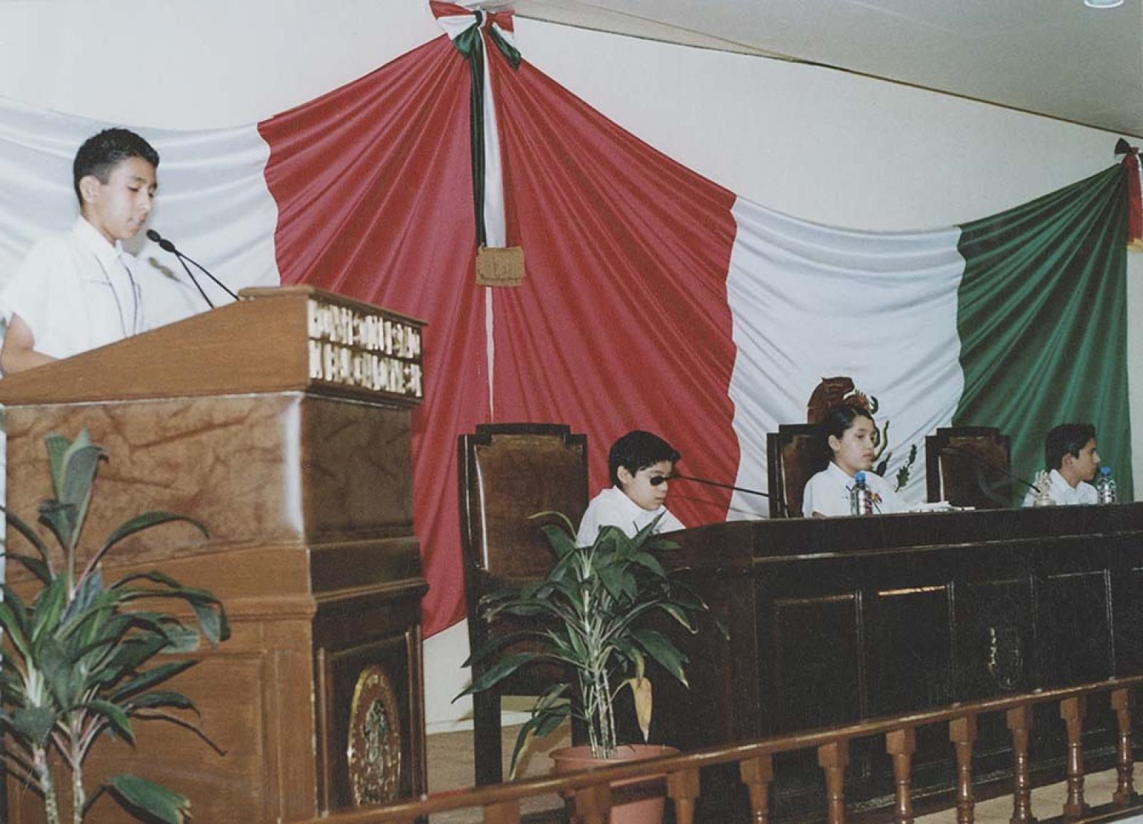 Parlamento infantil, en sesión.