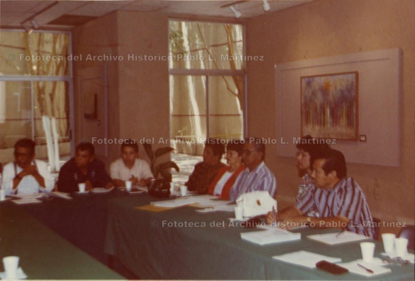 “Primera reunión del Consejo Estatal de Archivos, presidido por José Andrés Cota Sandoval”.
