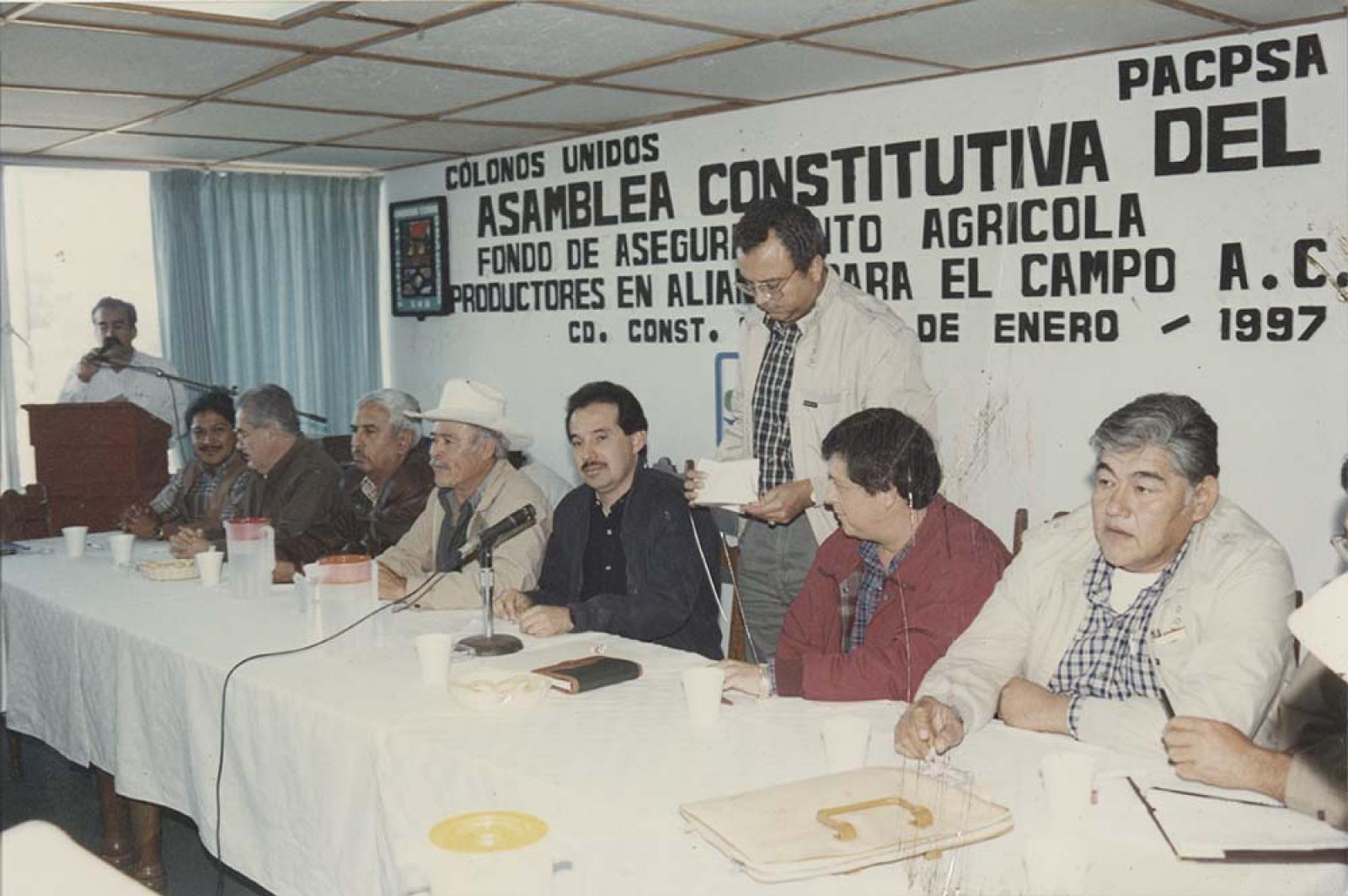 “Reunión de toma de protesta con la participación de asociaciones agrícolas.”