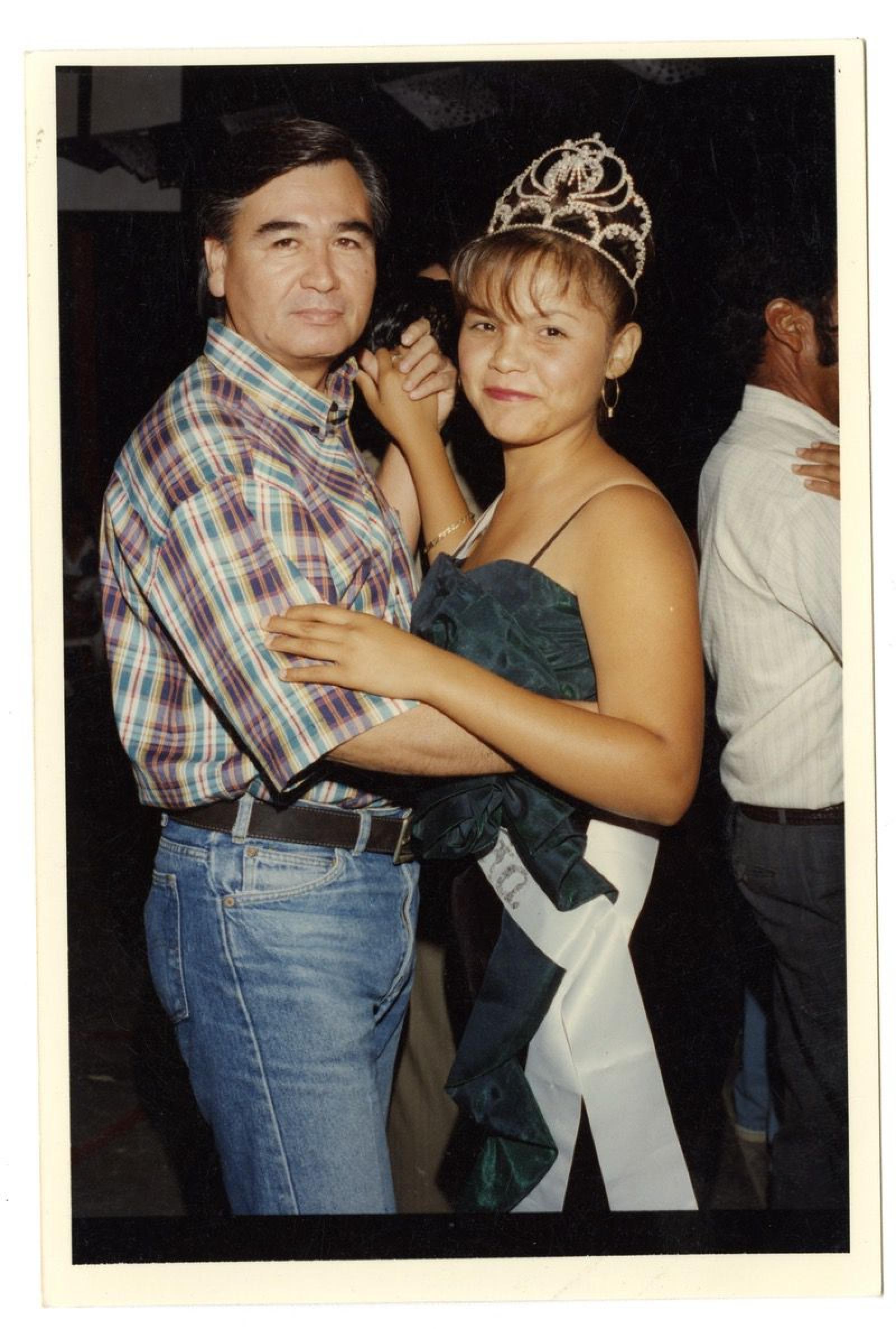 Rubén Reyes Madero y Aracely en baile.