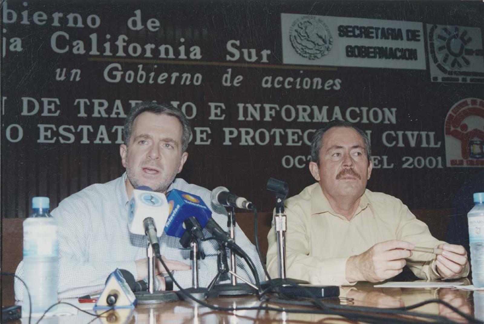 Santiago Creel y Leonel Cota Montaño.