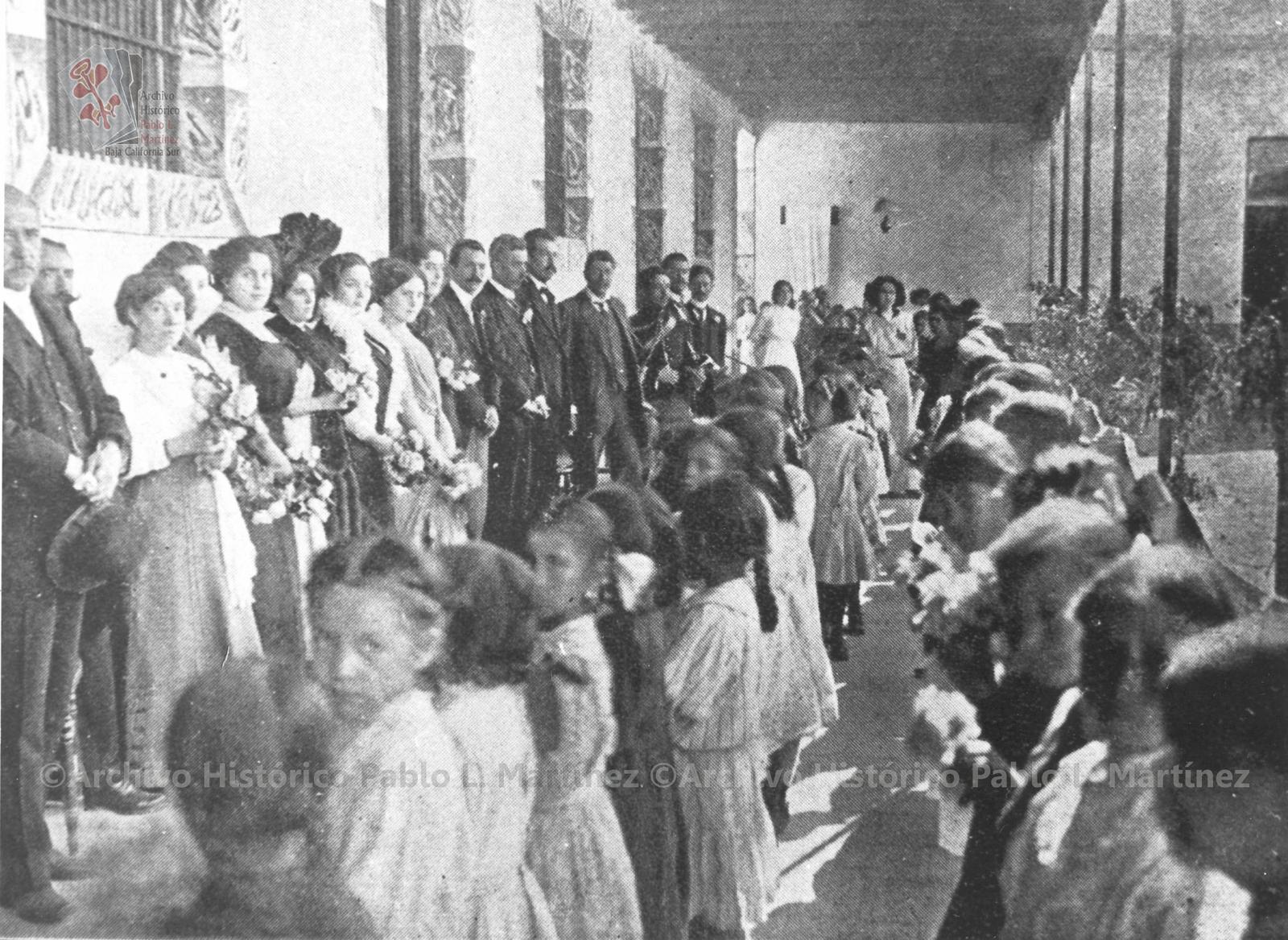 Visita de José María Pino Suárez a escuela municipal.